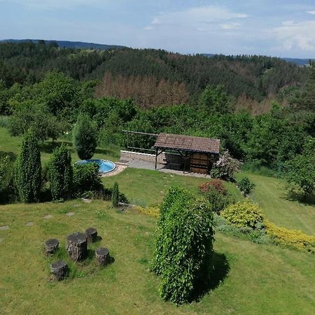 Otevrena Naruc Pension Letovice ภายนอก รูปภาพ
