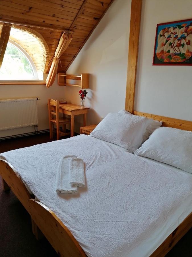 Otevrena Naruc Pension Letovice ภายนอก รูปภาพ